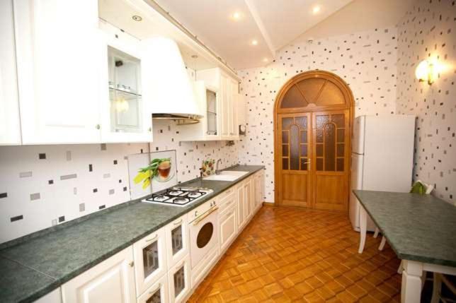 Flat in the city center Appartement Odessa Buitenkant foto