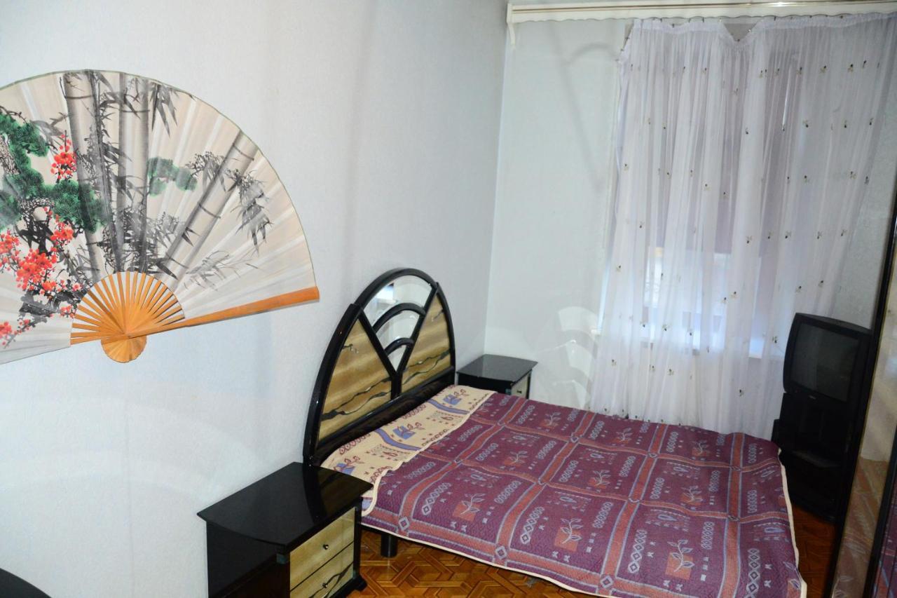 Flat in the city center Appartement Odessa Buitenkant foto